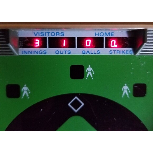 Vintage Mattel Electronics baseball Game 1978 WORKING - Picture 3 of 10